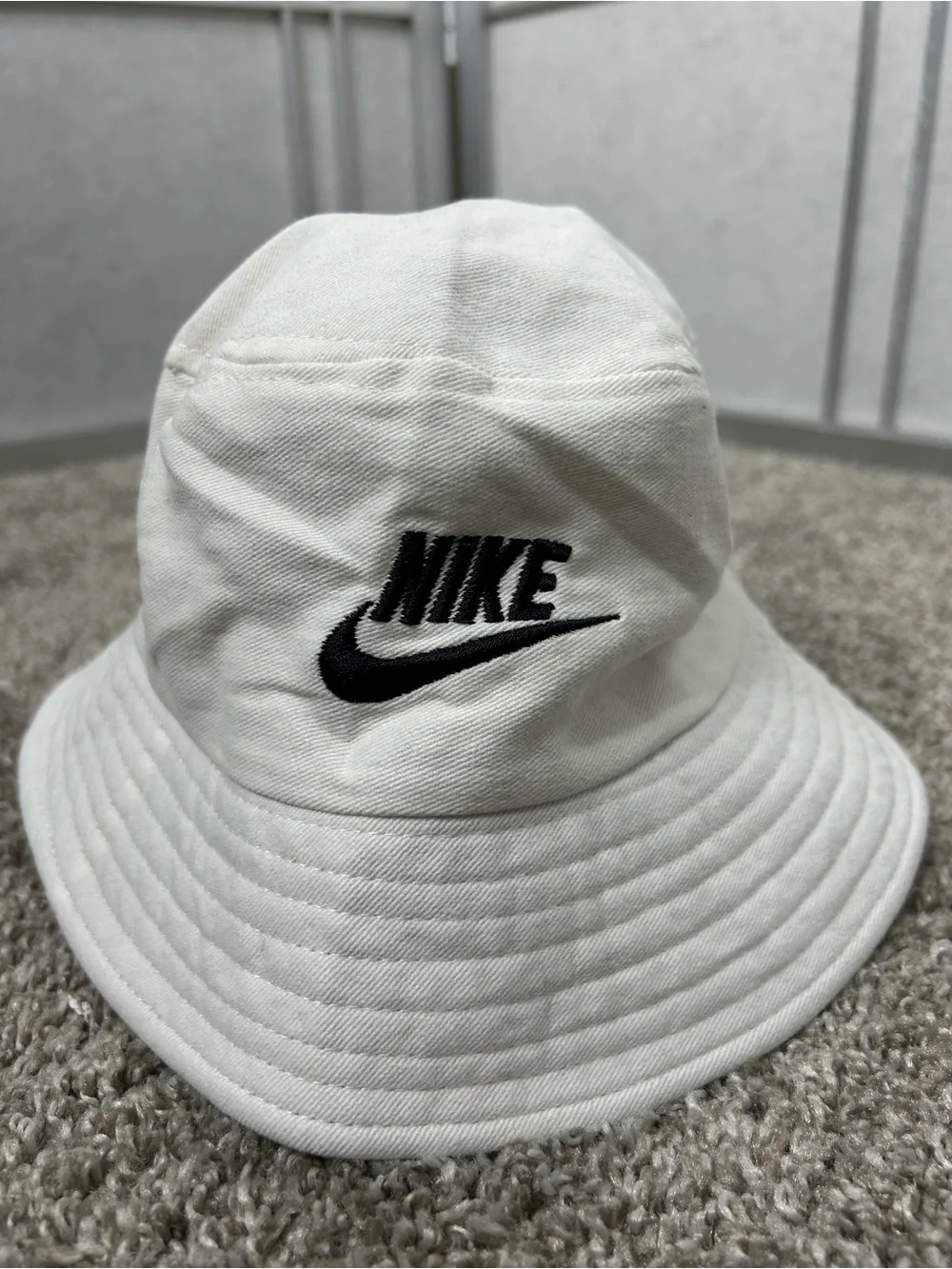 Nike White and Black Embroidered Logo Bucket Hat